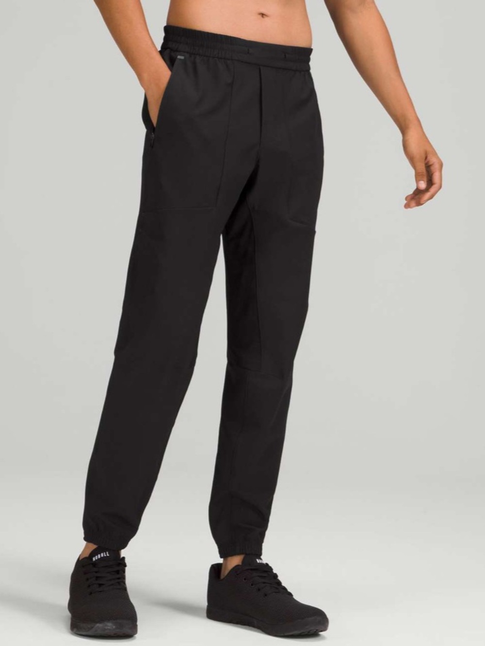 Lululemon License to Train Jogger Black size Small